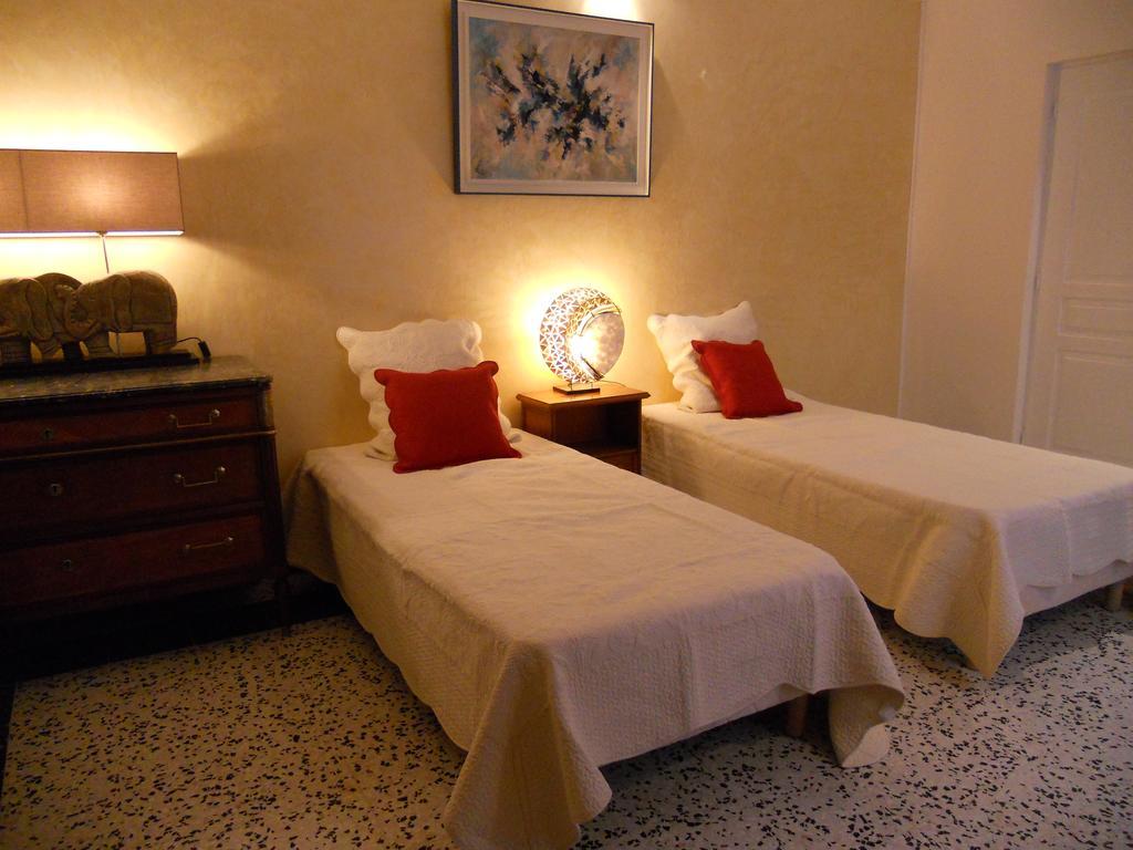 Villa Hanna Combas  ภายนอก รูปภาพ