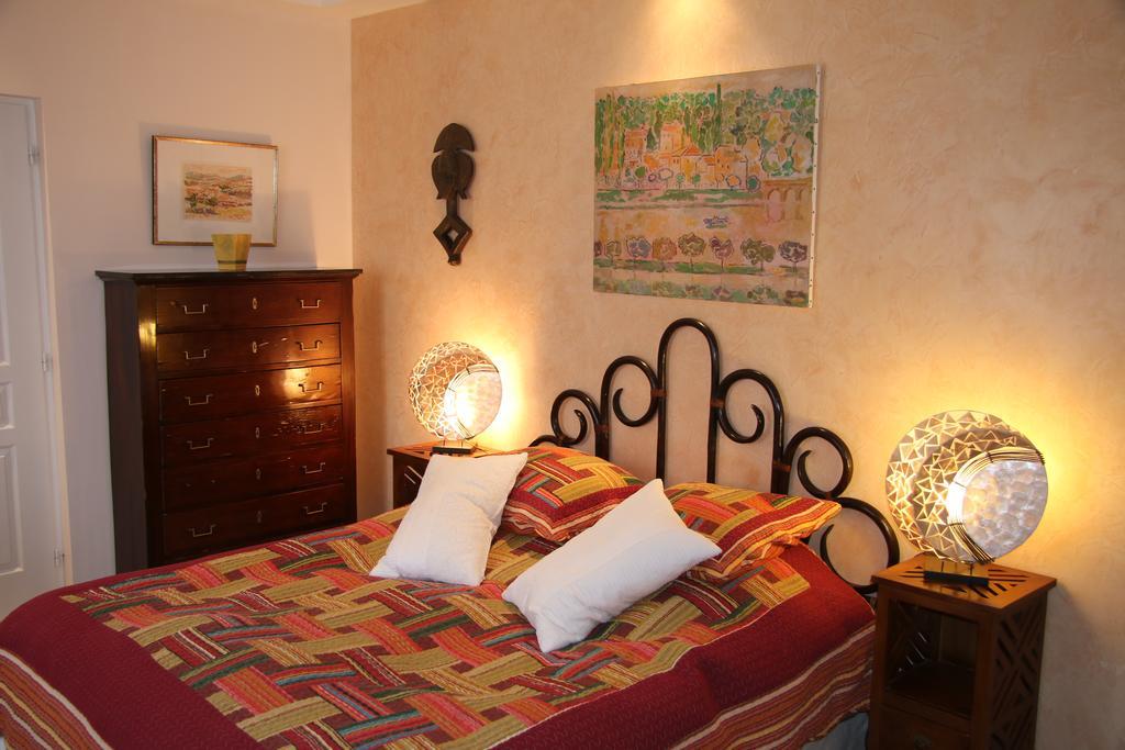 Villa Hanna Combas  ภายนอก รูปภาพ