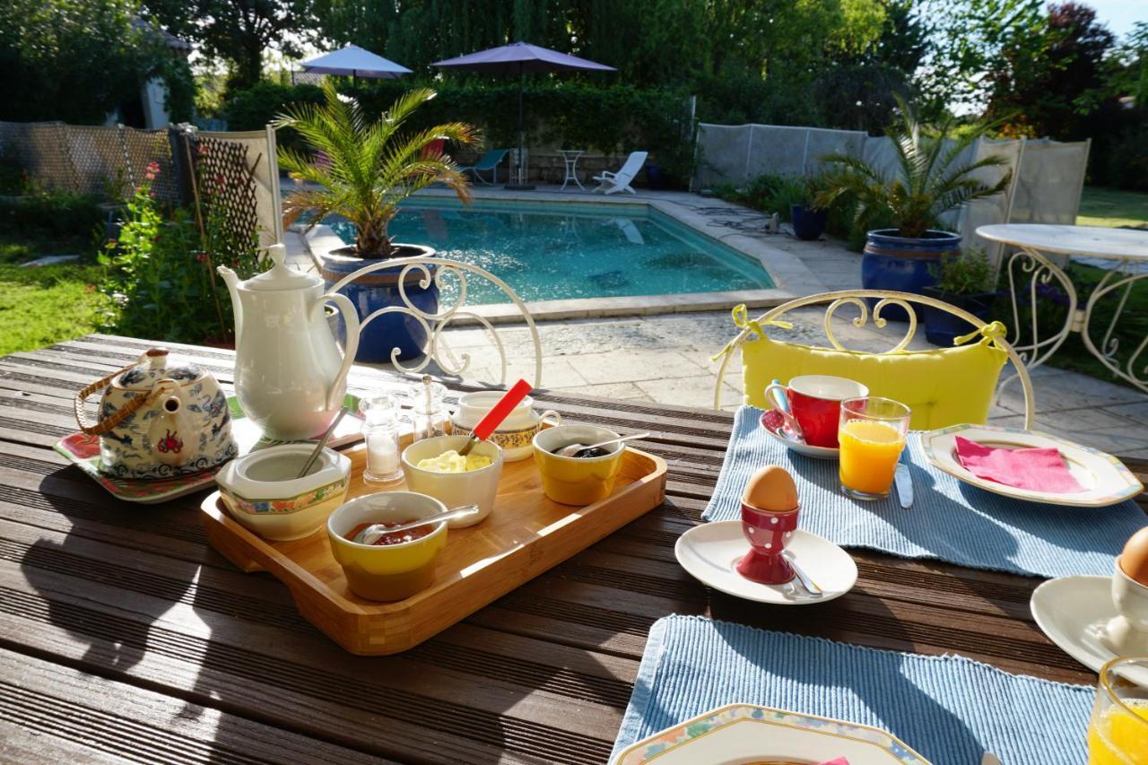 Villa Hanna Combas  ภายนอก รูปภาพ